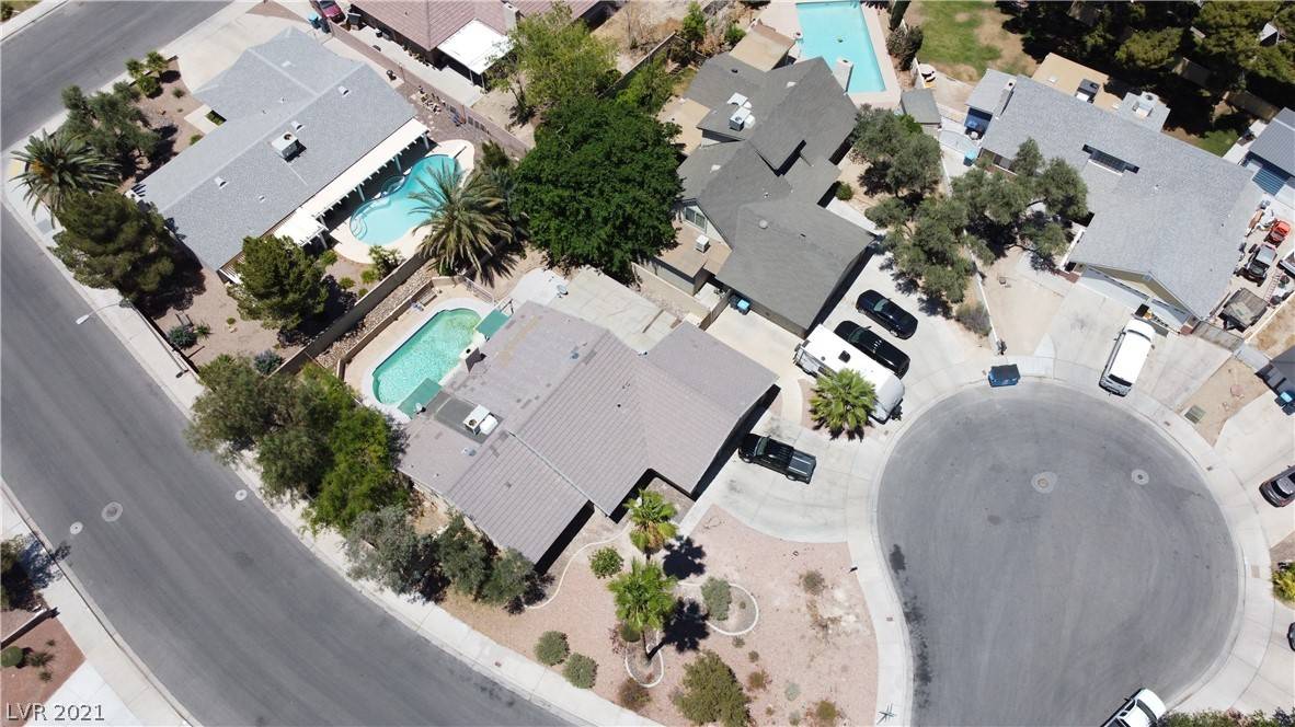 Las Vegas, NV 89120,5609 Evangeline CT