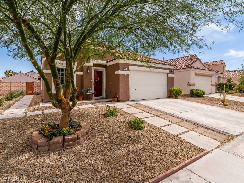 Henderson, NV 89011,689 Moonlight Mesa DR