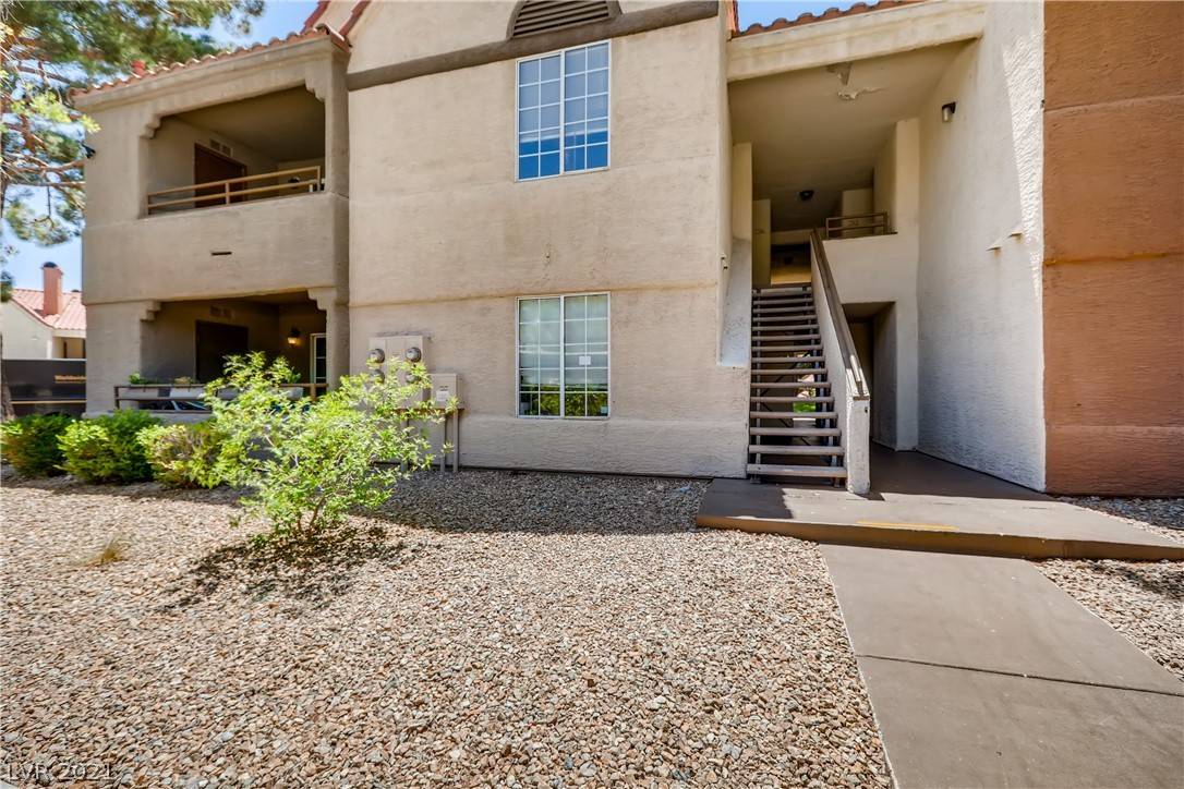 Las Vegas, NV 89117,2200 S Fort Apache RD #2101