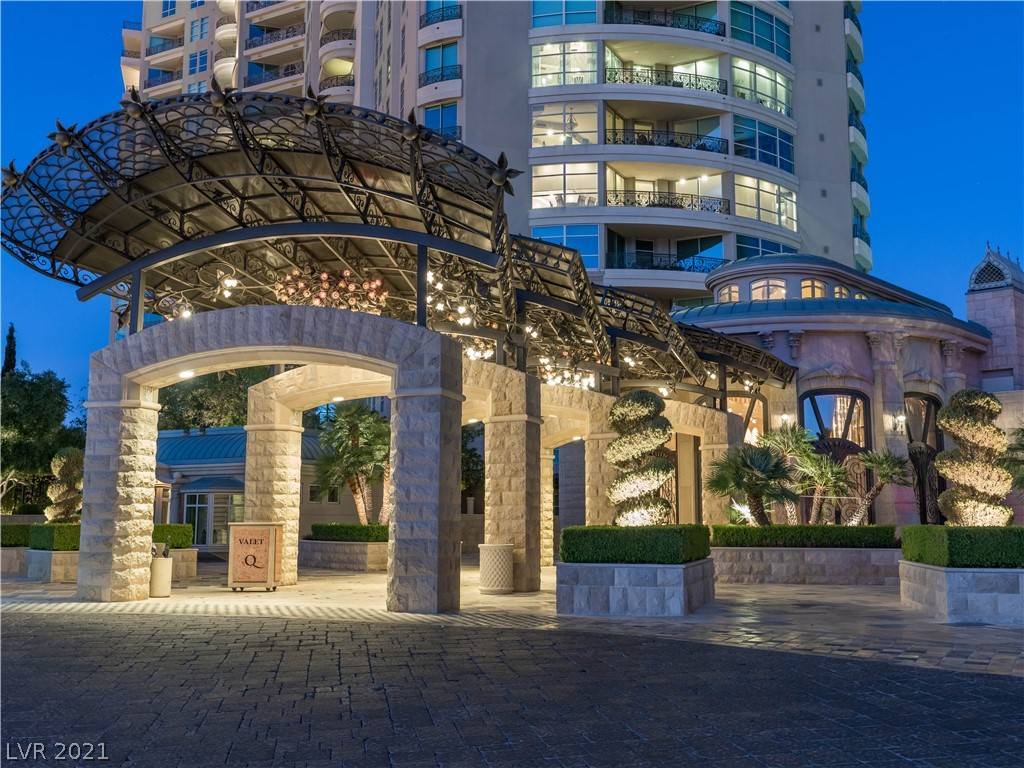 Las Vegas, NV 89145,9101 Alta DR #303