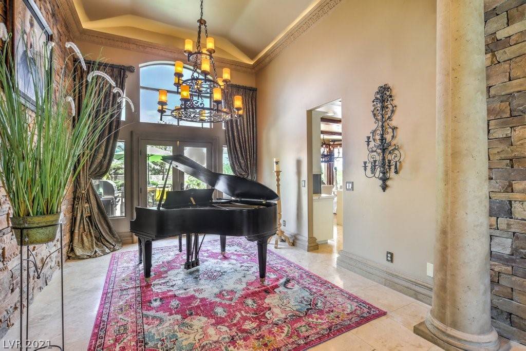 Henderson, NV 89012,1964 Larkspur Ranch CT