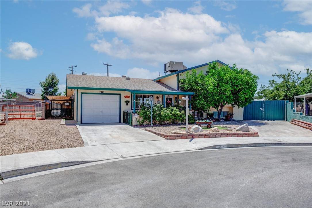 Las Vegas, NV 89107,305 Duke CIR