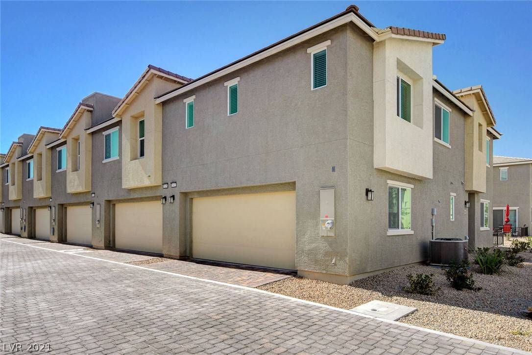 North Las Vegas, NV 89086,2632 Mocha Pearl CT