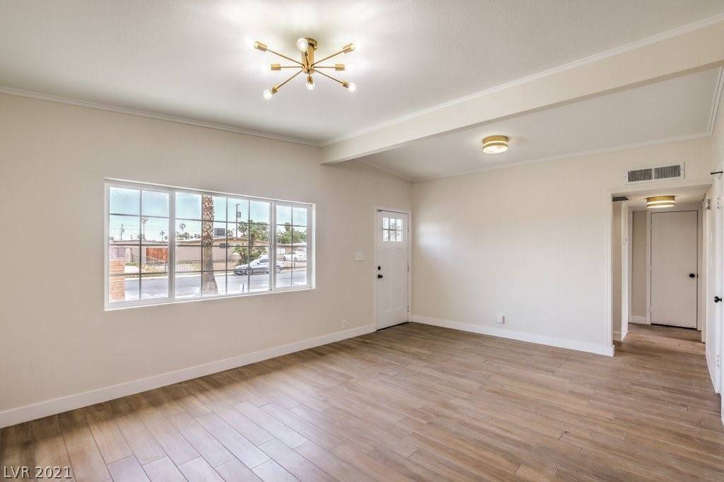 Las Vegas, NV 89169,1628 Palora AVE