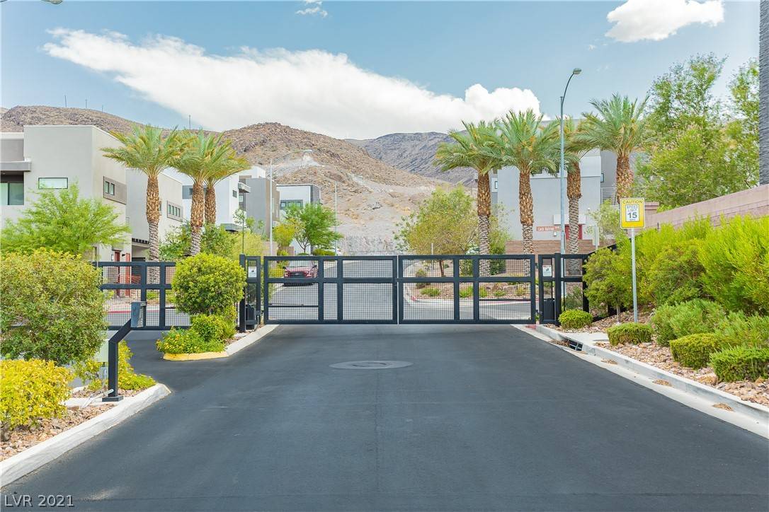 Henderson, NV 89012,216 Errogie ST