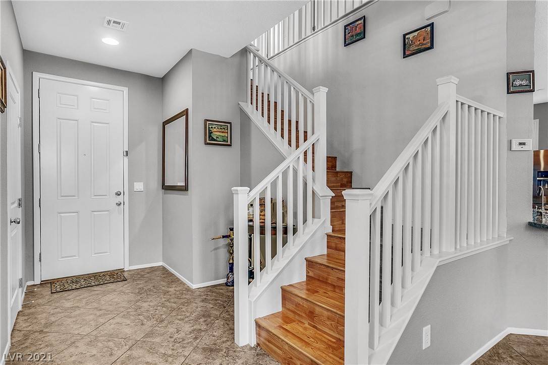 Las Vegas, NV 89149,9013 Tropical Tide CT