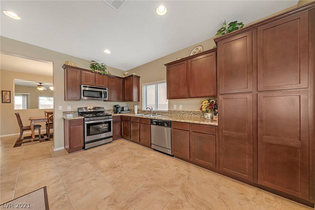 North Las Vegas, NV 89031,4628 Del Laguna CT