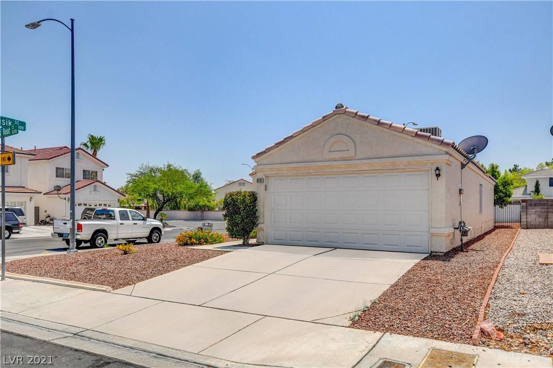 Las Vegas, NV 89129,8201 Cactus Root CT