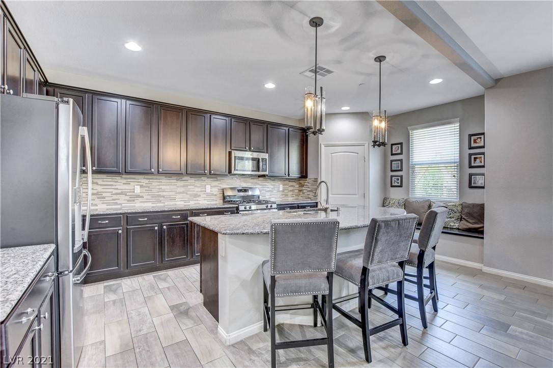 Henderson, NV 89052,680 Tremaine CT