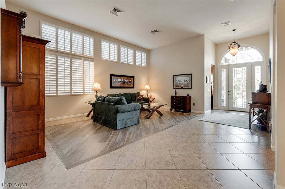 Henderson, NV 89052,2527 Silver Beach DR