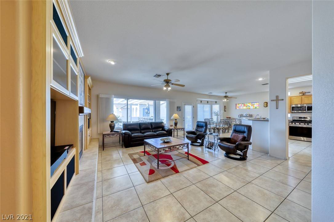 Henderson, NV 89052,2998 Brownbirds Nest DR