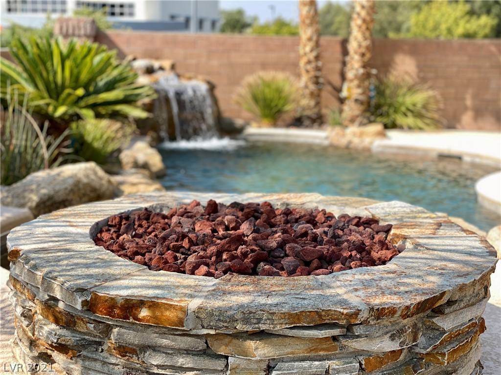 Henderson, NV 89052,805 Veramar CT