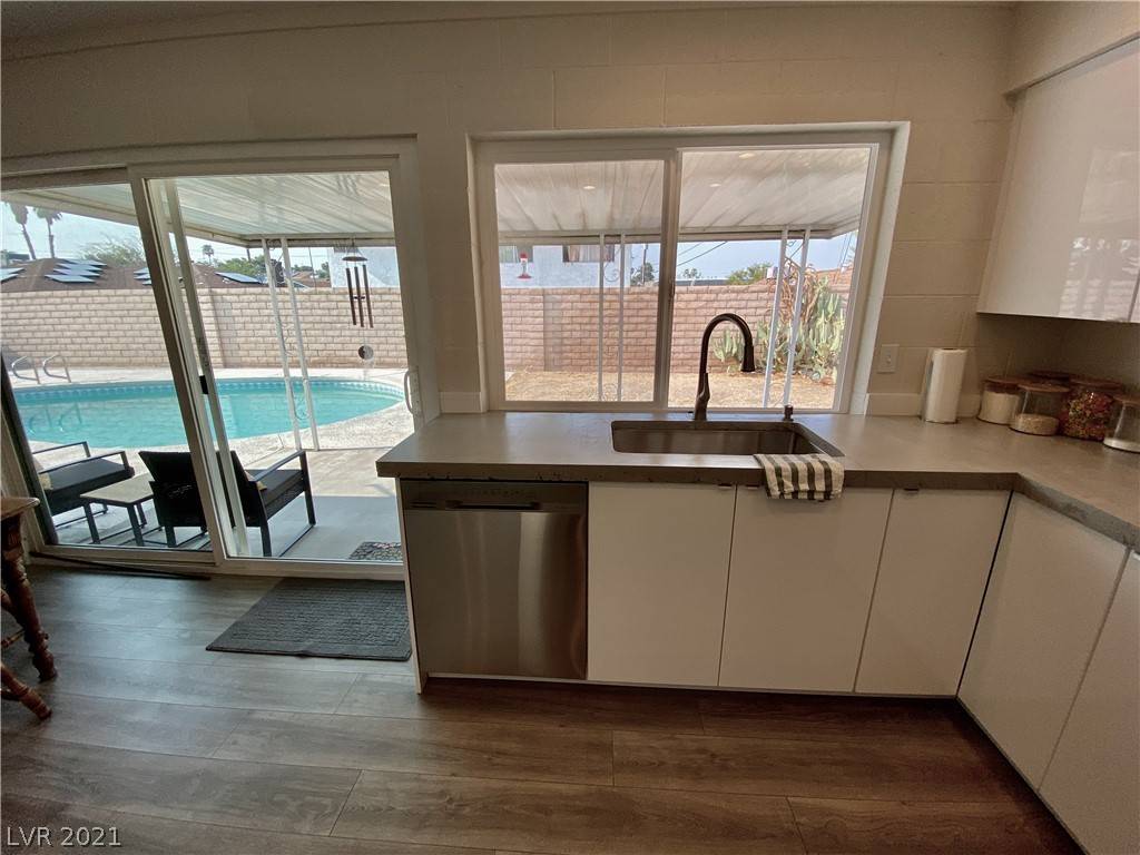 Las Vegas, NV 89121,2956 Natalie AVE