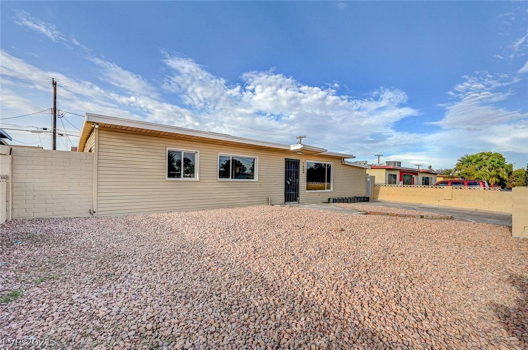 North Las Vegas, NV 89030,1600 Dogwood AVE