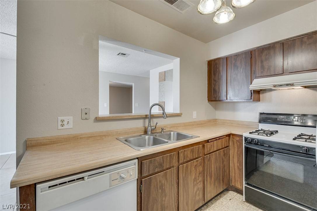 Las Vegas, NV 89115,3670 San Carlos AVE