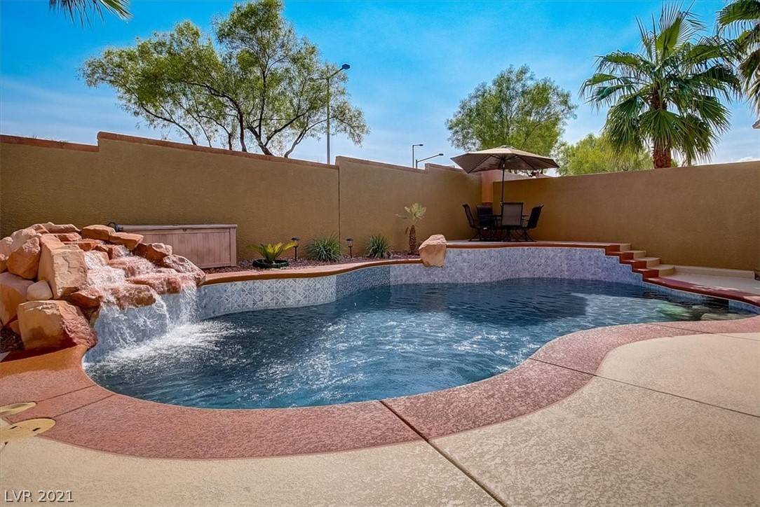 Las Vegas, NV 89144,10637 Amblewood WAY