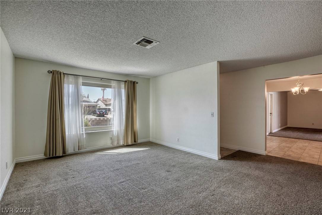 Las Vegas, NV 89108,6320 Portola RD