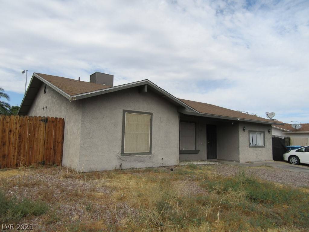 Las Vegas, NV 89122,5435 Bridgette WAY