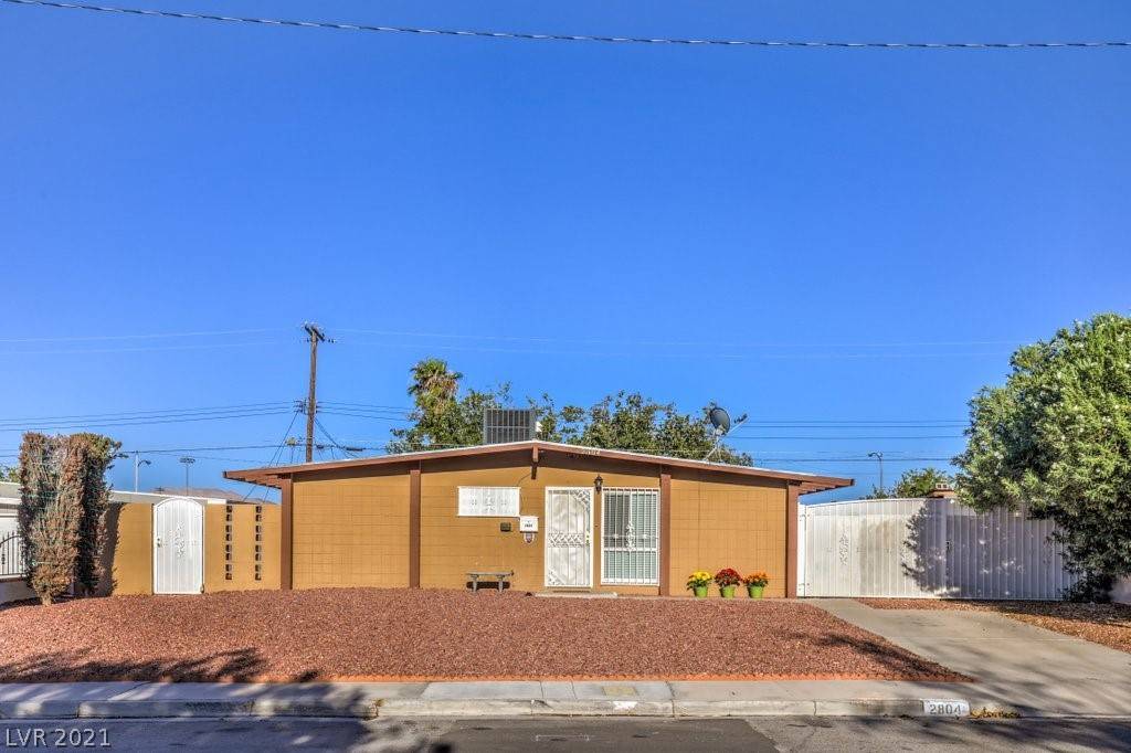Las Vegas, NV 89169,2804 El Toreador ST