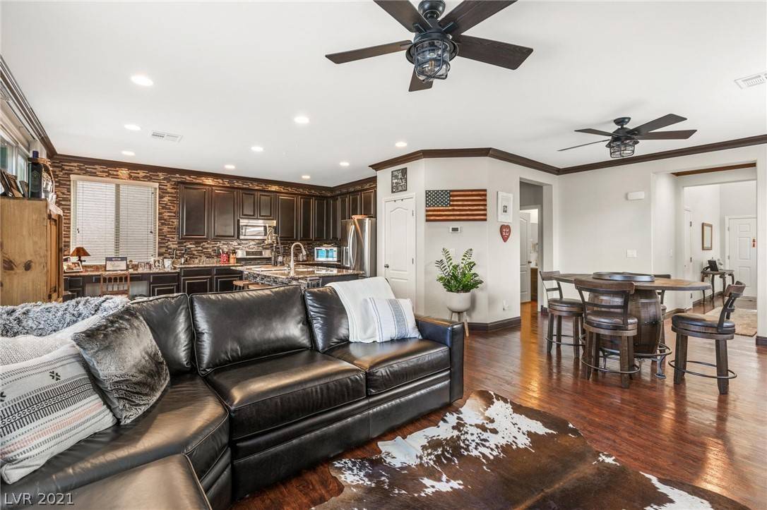 Las Vegas, NV 89178,534 Stonegate Meadow AVE