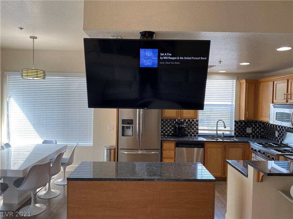 Las Vegas, NV 89123,67 E Agate AVE #308
