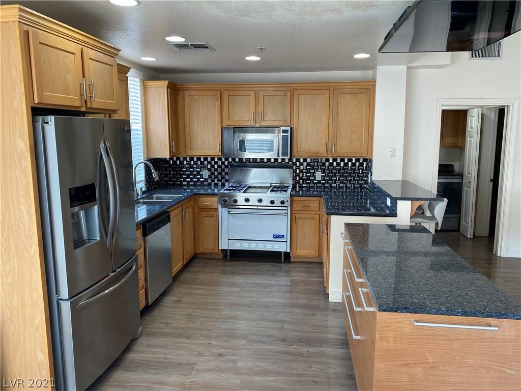 Las Vegas, NV 89123,67 E Agate AVE #308
