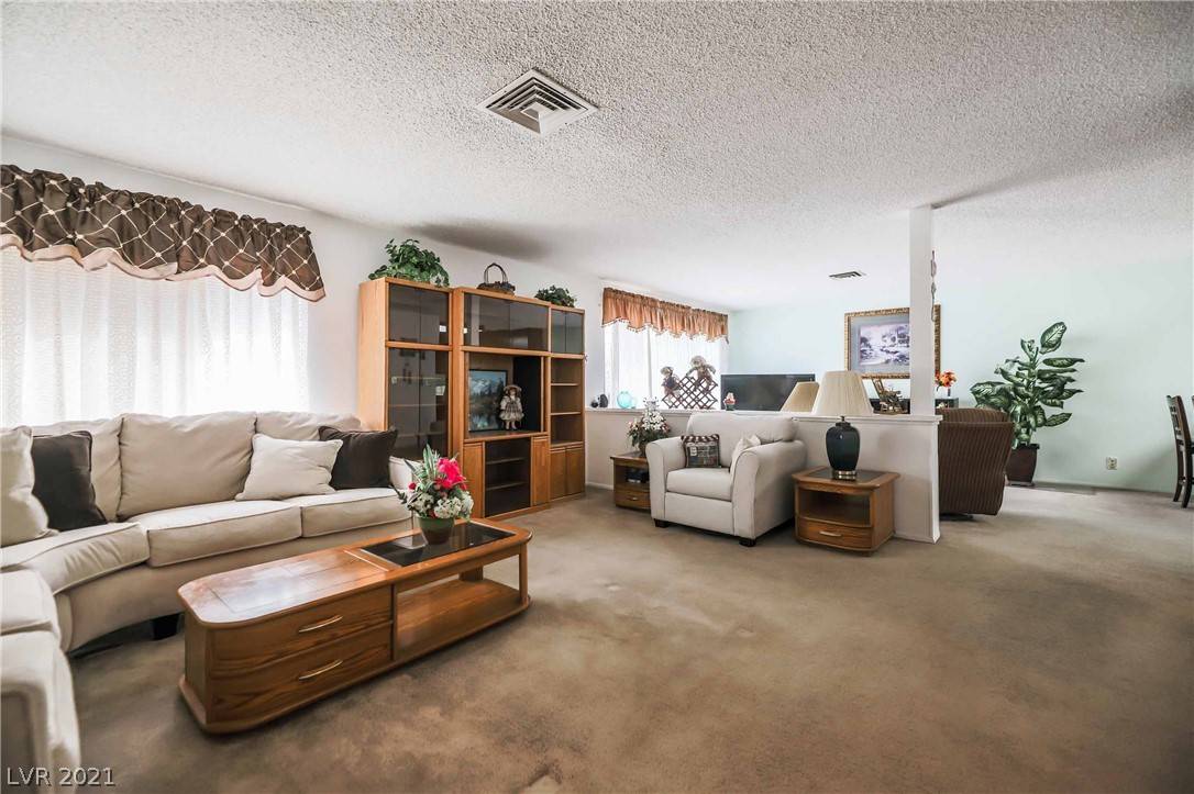 Las Vegas, NV 89147,6991 Grassy Knoll ST
