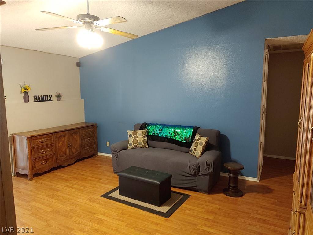 Las Vegas, NV 89104,3863 Delling CT