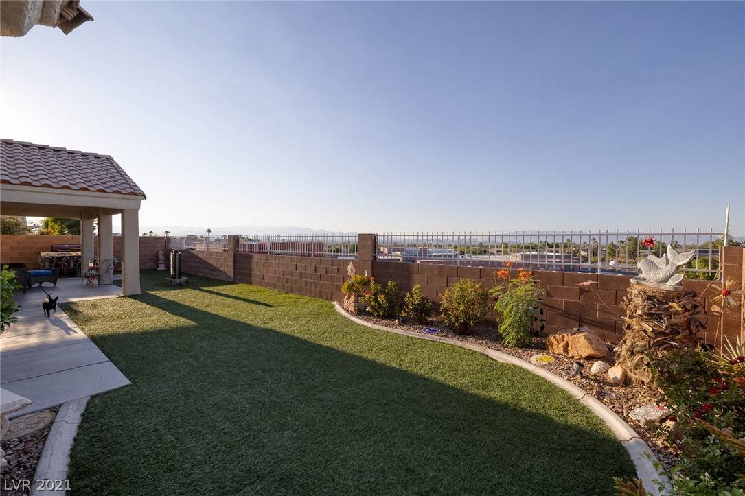 Henderson, NV 89052,2566 Deer Season ST