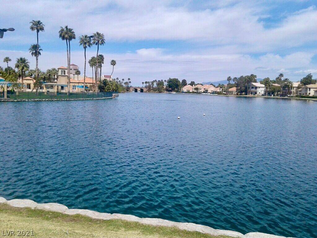 Las Vegas, NV 89129,3324 Tuscany Village DR