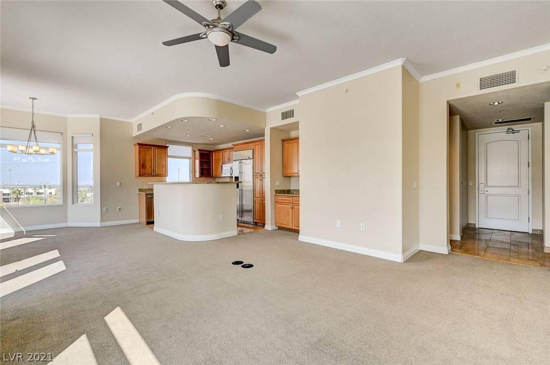 Henderson, NV 89052,2220 Village Walk DR #3224