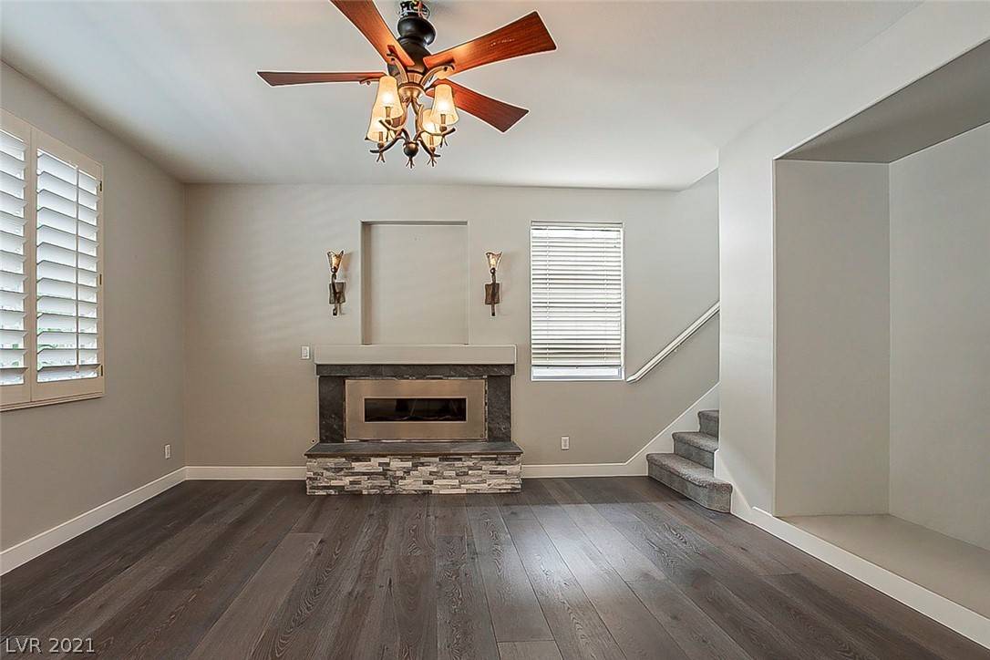 Henderson, NV 89052,505 Sierra Peak CT