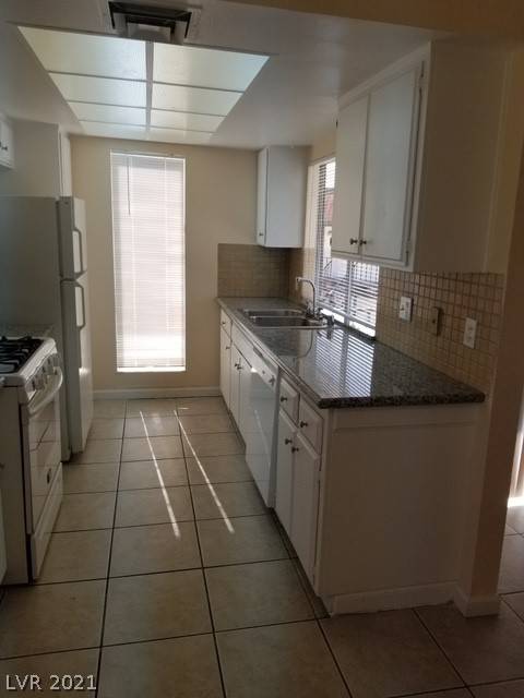Las Vegas, NV 89169,1405 Vegas Valley DR #266