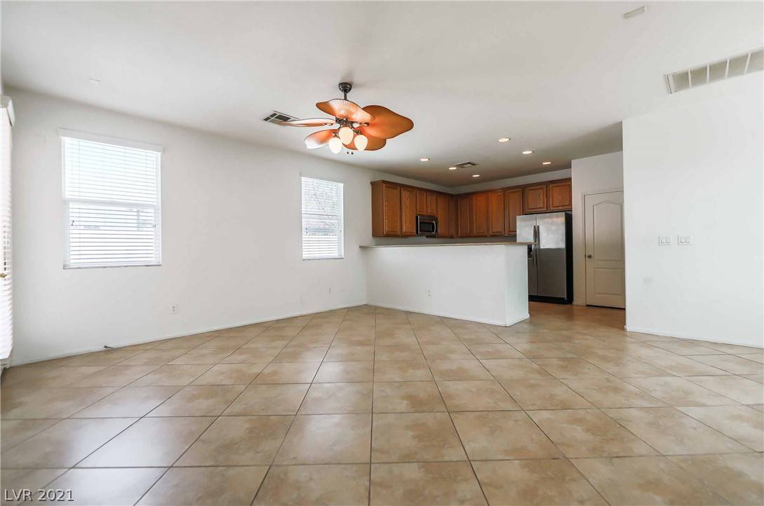 Las Vegas, NV 89130,6216 Trenton Parade AVE