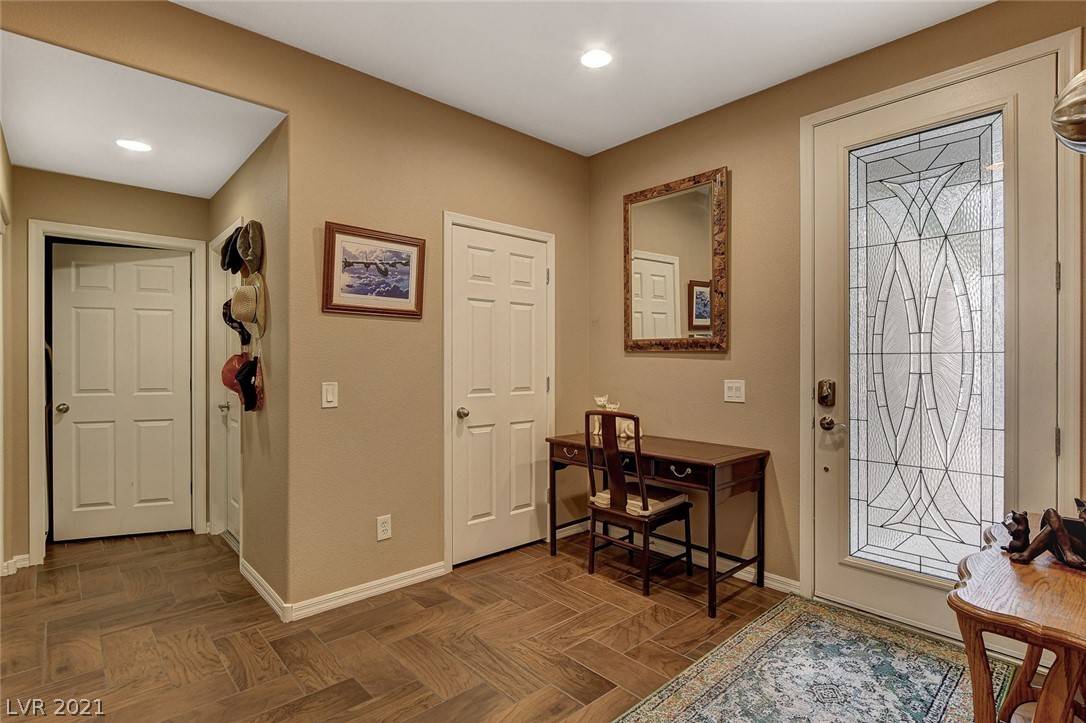 Las Vegas, NV 89131,8205 Oakshire ST