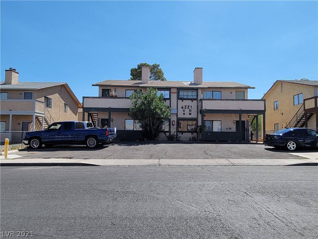 Las Vegas, NV 89108,6221 Yerba LN