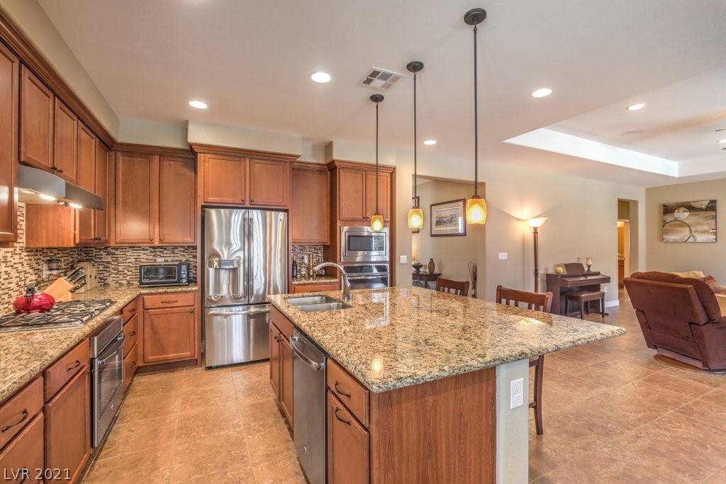 Las Vegas, NV 89178,9069 Linden Oak ST