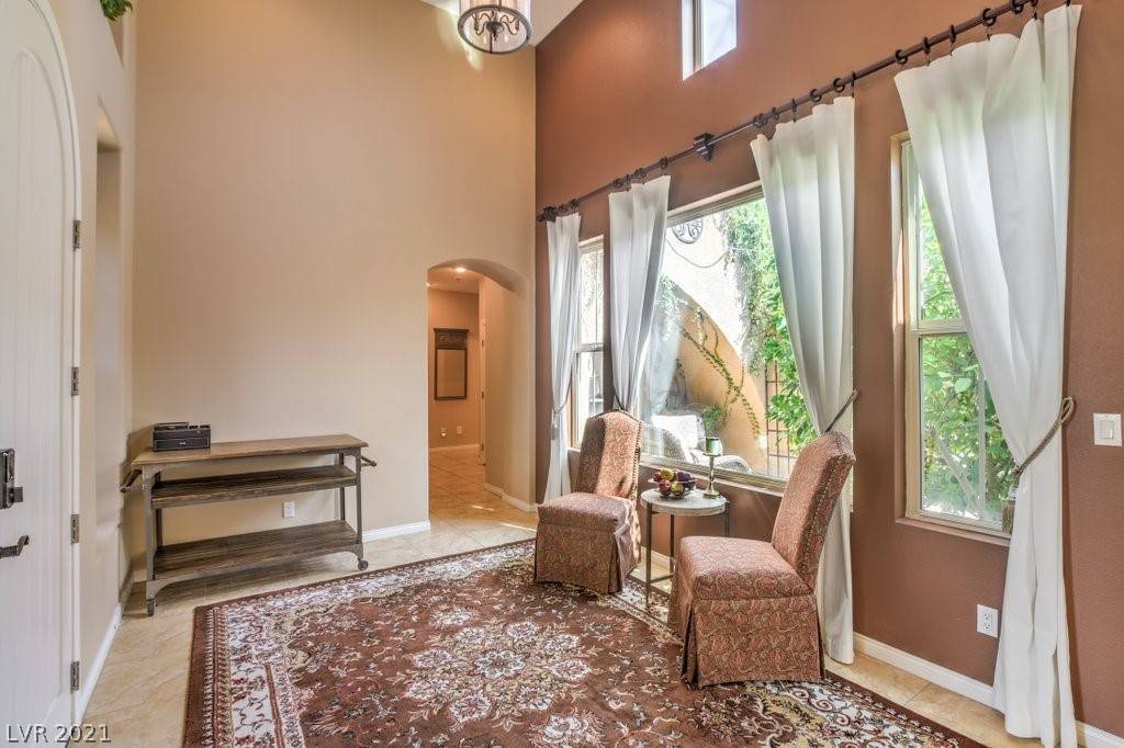 Las Vegas, NV 89113,7307 Iron Oak AVE