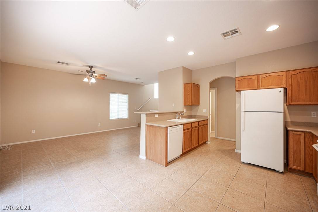Henderson, NV 89052,247 Little Minah CT