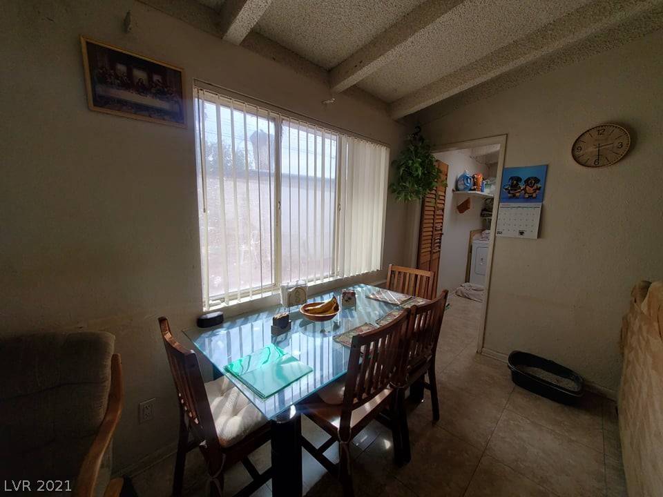 Las Vegas, NV 89104,2320 E Oakey BLVD