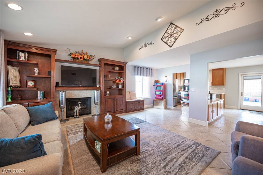 Las Vegas, NV 89147,4361 Satinwood DR