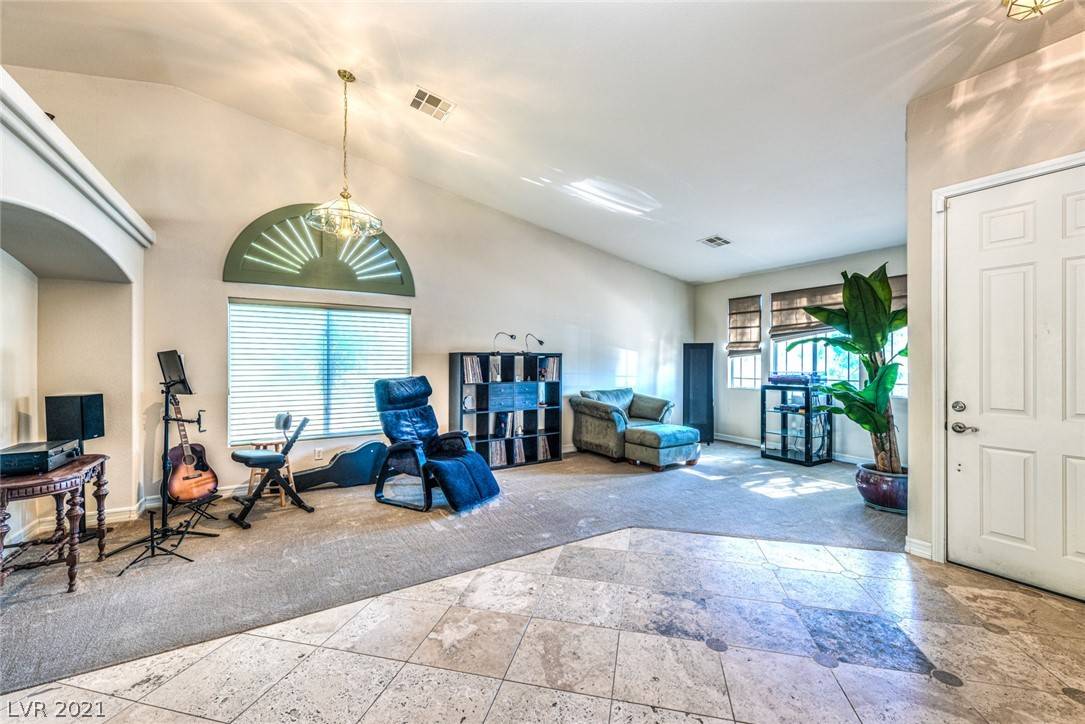 Las Vegas, NV 89183,328 E Rush AVE