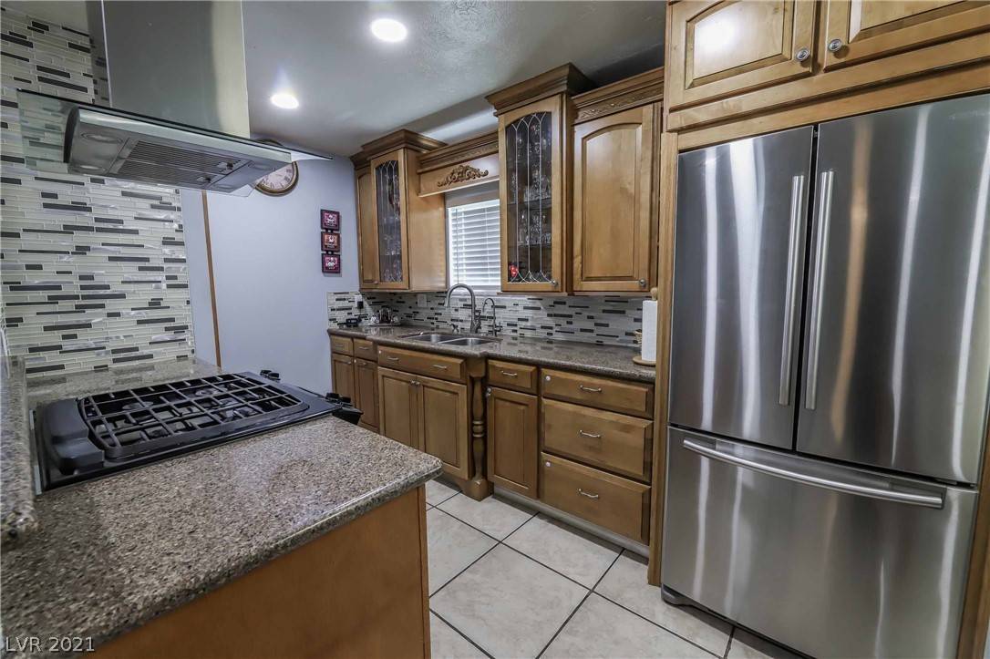 Las Vegas, NV 89122,5203 Andover DR
