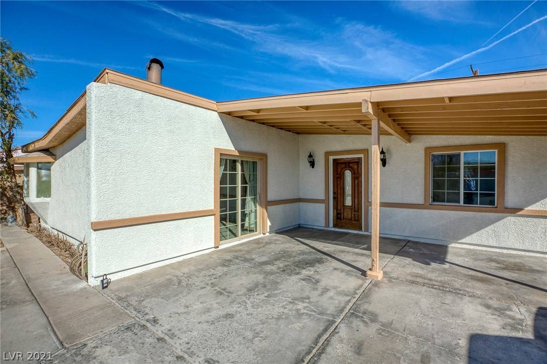 North Las Vegas, NV 89030,1816 McCarran ST