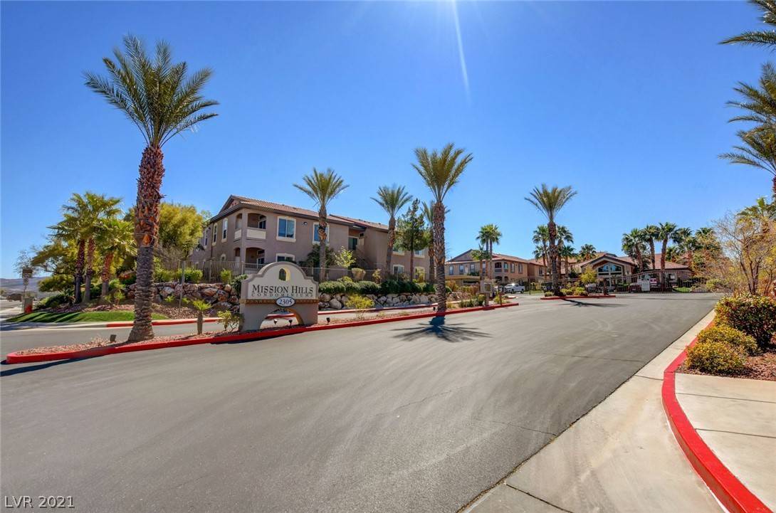 Henderson, NV 89052,2305 W Horizon Ridge Pkwy #813