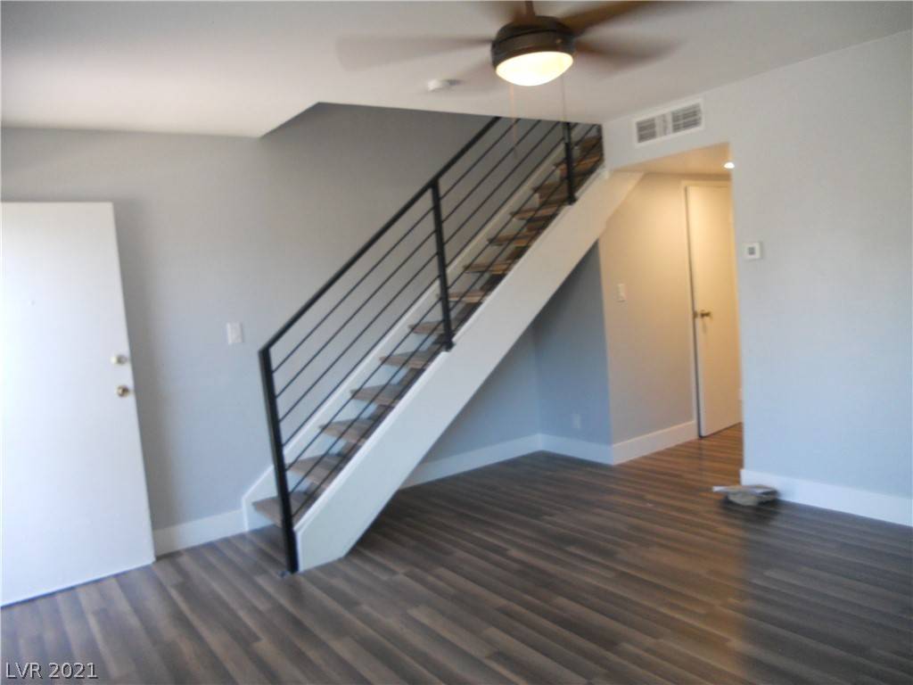 Las Vegas, NV 89121,4770 Topaz ST #37
