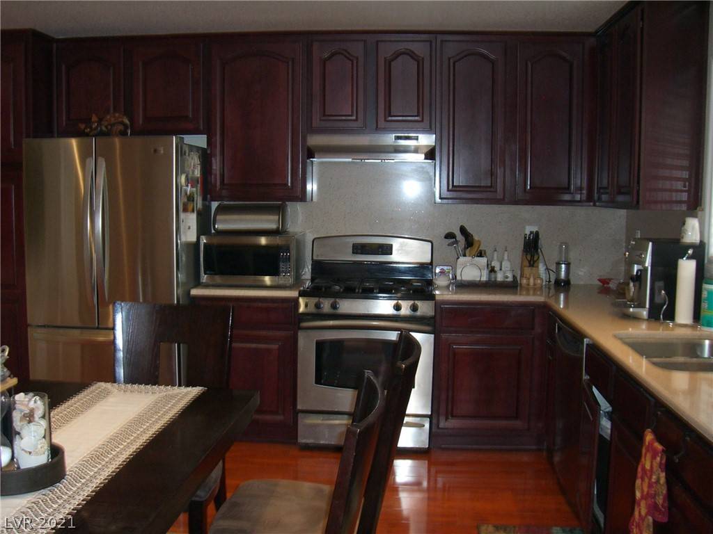 Las Vegas, NV 89178,704 Saint Keyne ST