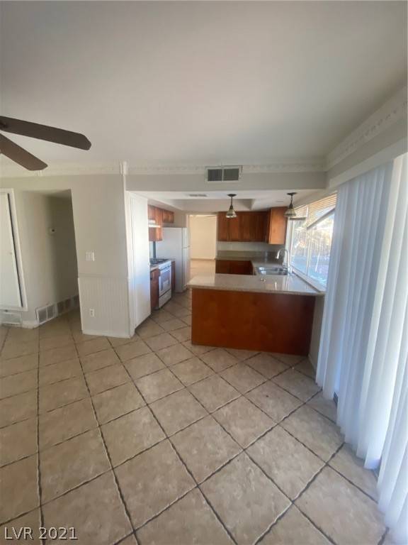 Las Vegas, NV 89121,3126 Cardinal DR