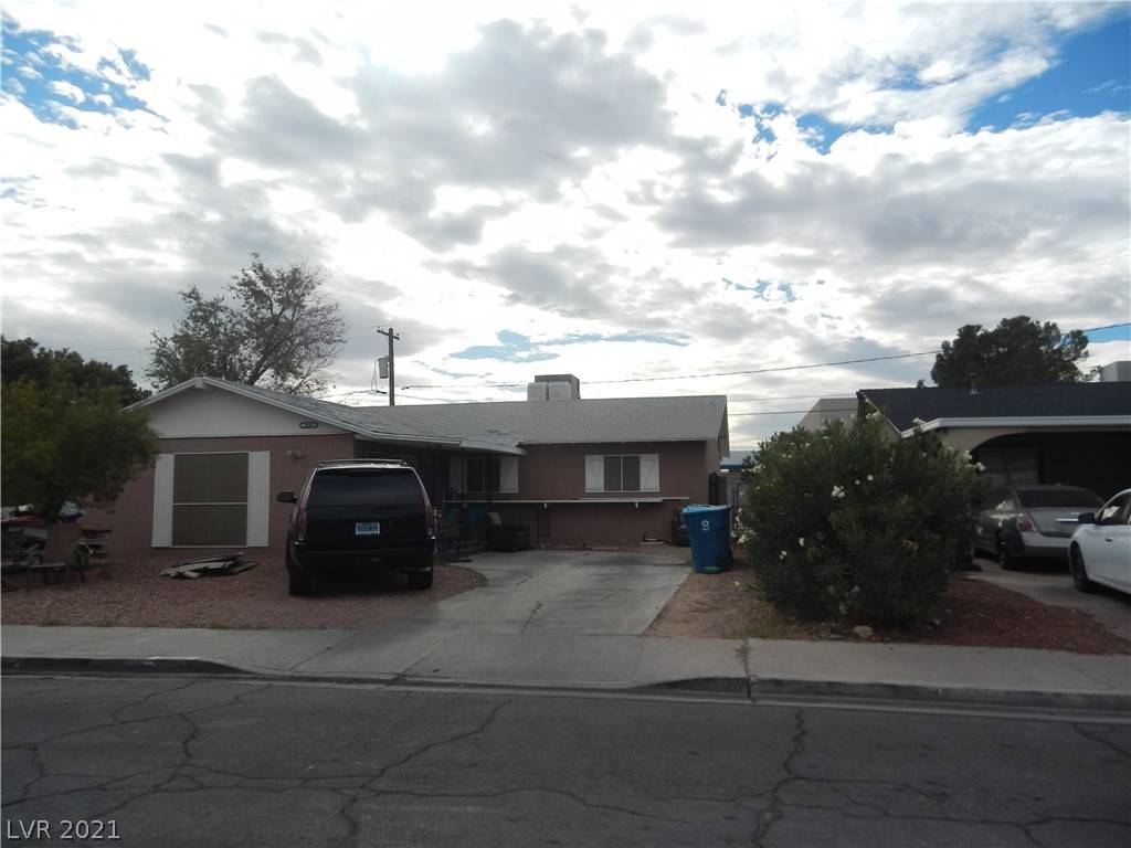 Las Vegas, NV 89104,3040 Holly Hill AVE