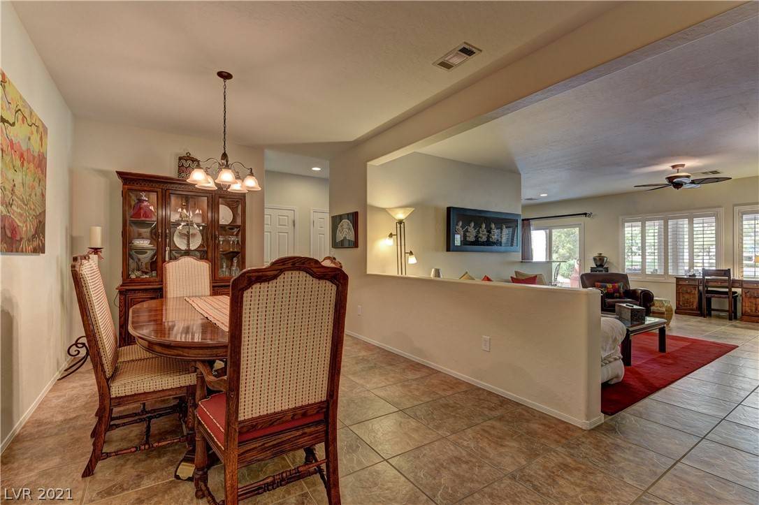 North Las Vegas, NV 89084,7349 Petrel ST